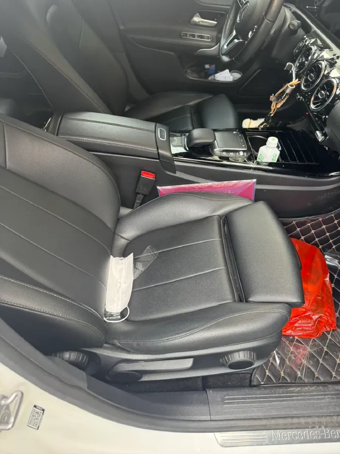 2021 Mercedes-Benz A Class 1.3T 136HP L4 7DCT,autocango,china used car exporter,china ev exporter,chinese used car exporter,chinese used ev exporter