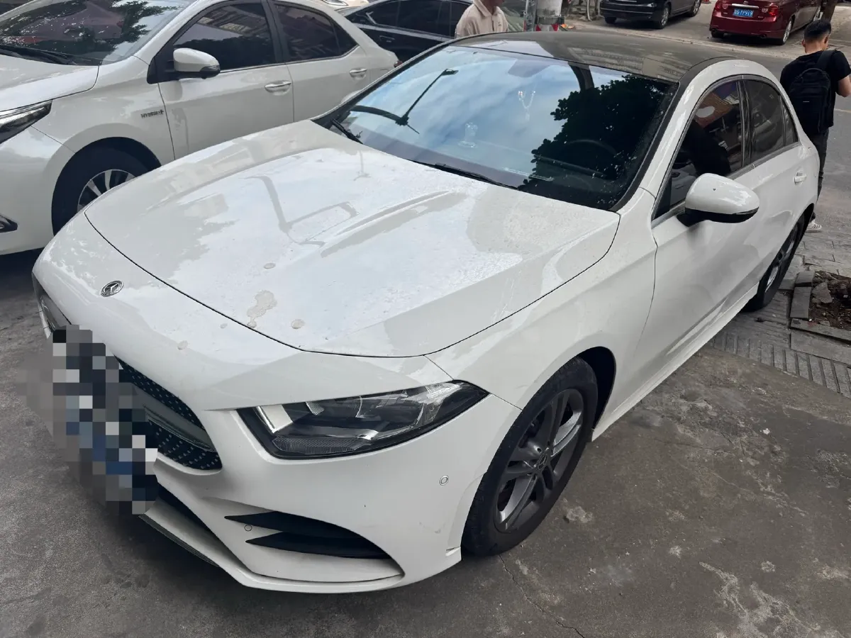 2021 Mercedes-Benz A Class 1.3T 136HP L4 7DCT,autocango,china used car exporter,china ev exporter,chinese used car exporter,chinese used ev exporter