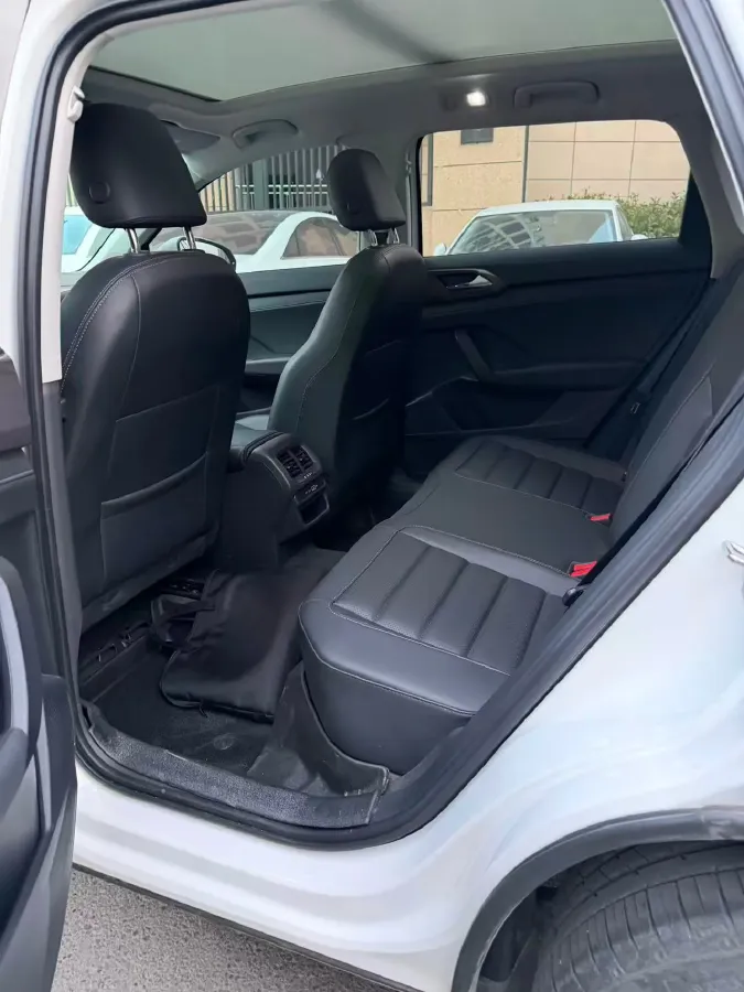 2021 Volkswagen Tharu 1.4T 150HP L4 7DCT,autocango,china used car exporter,china ev exporter,chinese used car exporter,chinese used ev exporter