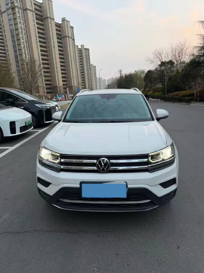2021 Volkswagen Tharu 1.4T 150HP L4 7DCT,autocango,china used car exporter,china ev exporter,chinese used car exporter,chinese used ev exporter