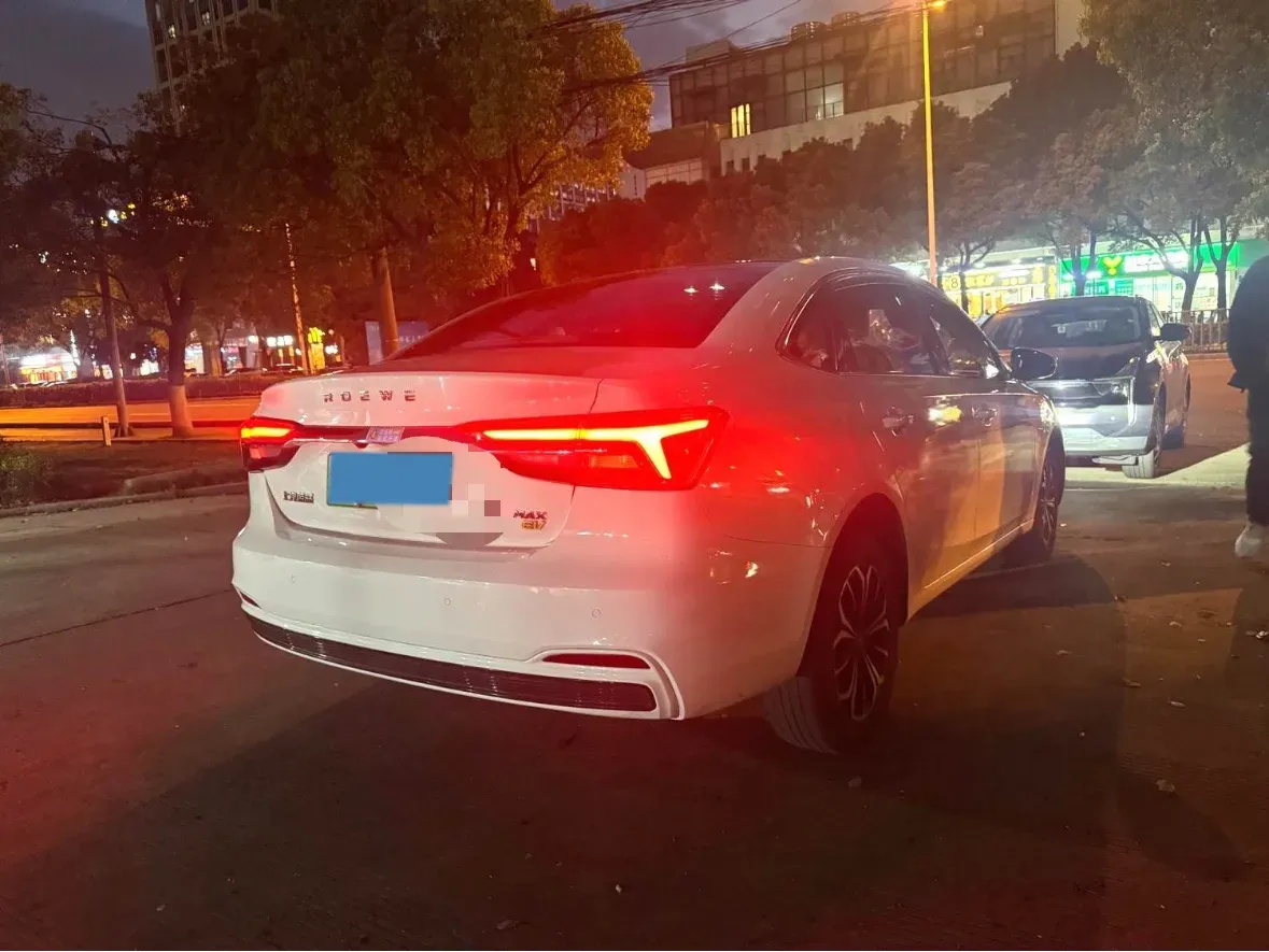 2022 JMC YuHu 7 2.0T 141HP L4 8AT,autocango,china used car exporter,china ev exporter,chinese used car exporter,chinese used ev exporter