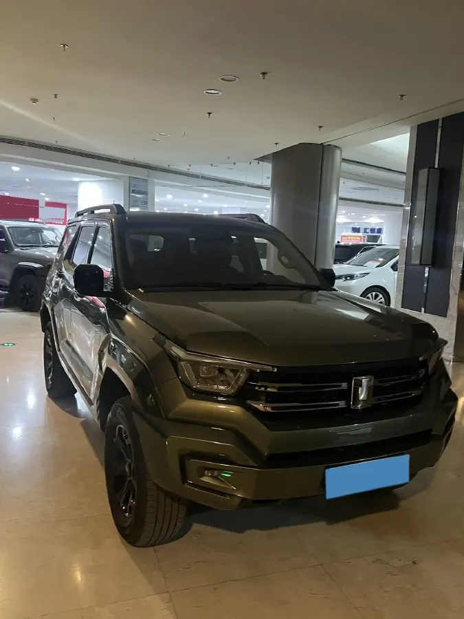 2023 Tank 400 2.0T 252HP L4 9AT PHEV 37.1KWH,autocango,china used car exporter,china ev exporter,chinese used car exporter,chinese used ev exporter