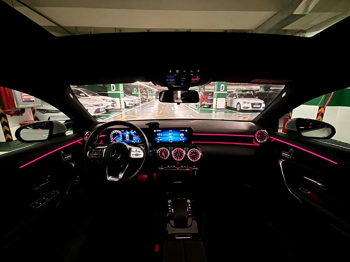 2022 Mercedes-Benz A Class 1.3T 163HP L4 7DCT,autocango,china used car exporter,china ev exporter,chinese used car exporter,chinese used ev exporter