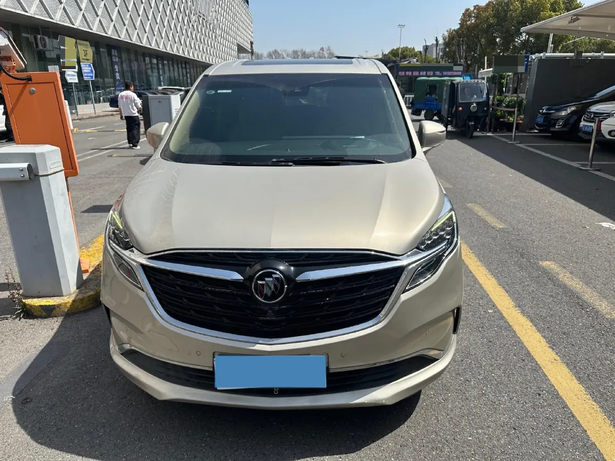 2021 Buick GL8 2.0T 237HP L4 9AT,autocango,china used car exporter,china ev exporter,chinese used car exporter,chinese used ev exporter