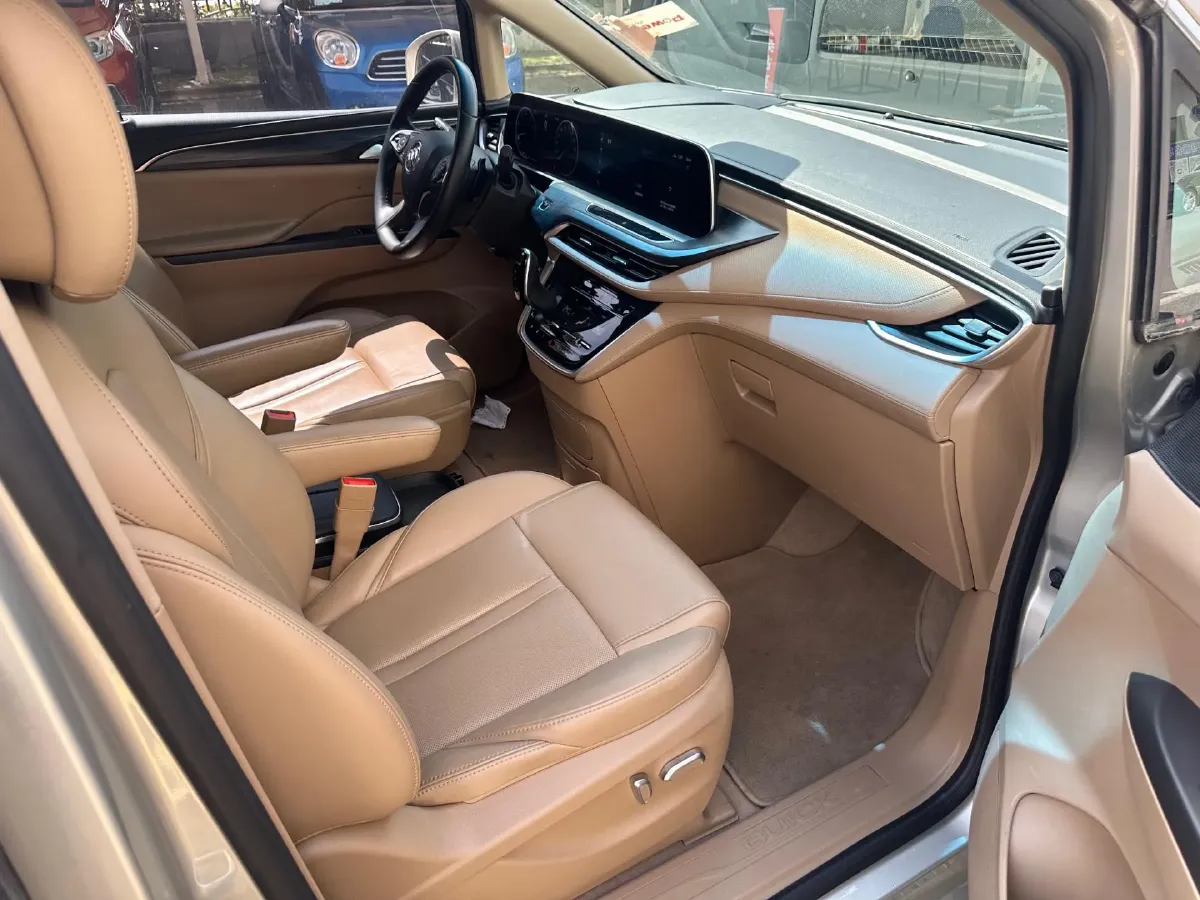 2021 Buick GL8 2.0T 237HP L4 9AT,autocango,china used car exporter,china ev exporter,chinese used car exporter,chinese used ev exporter
