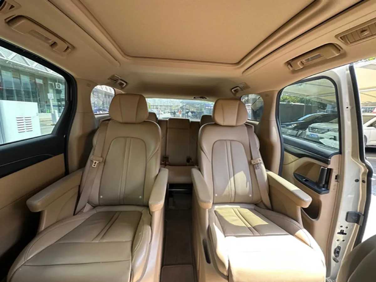 2021 Buick GL8 2.0T 237HP L4 9AT,autocango,china used car exporter,china ev exporter,chinese used car exporter,chinese used ev exporter