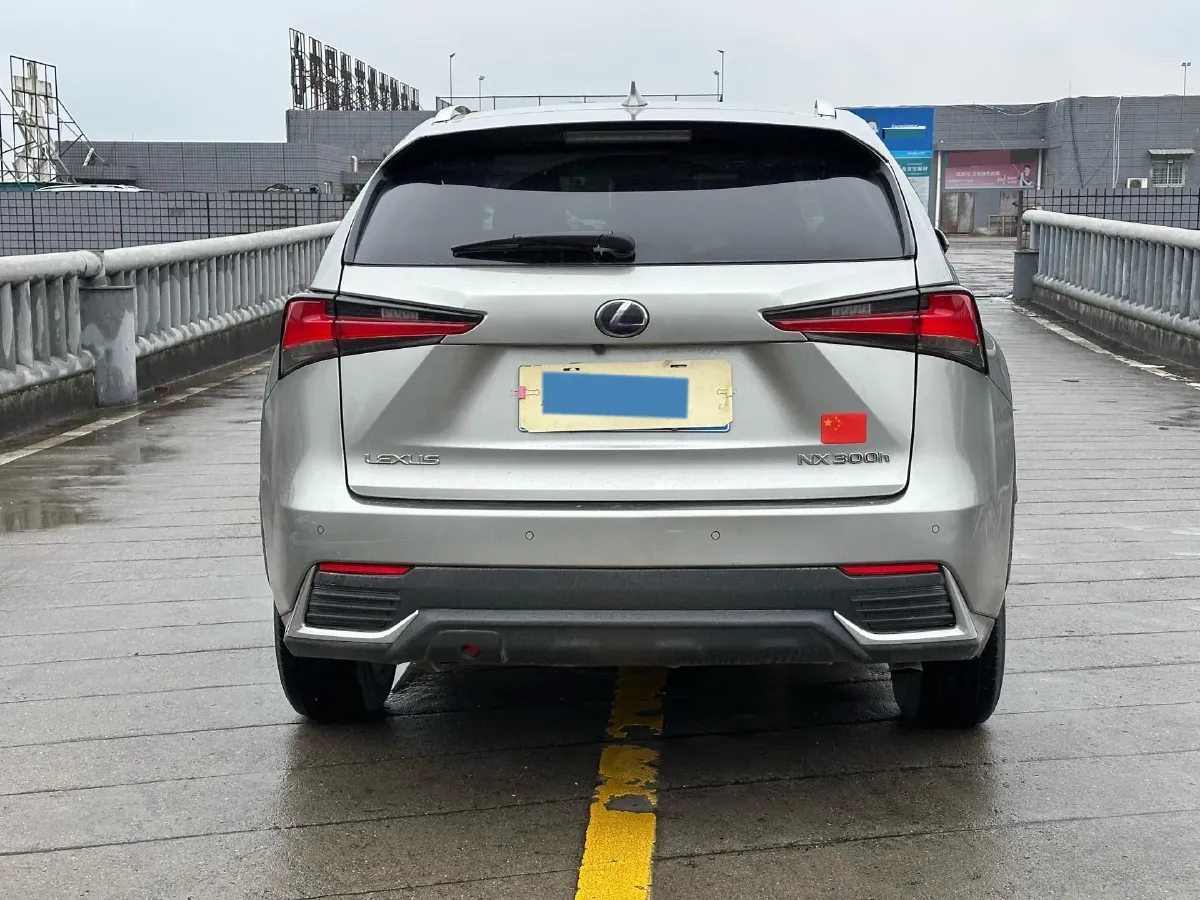2020 Lexus NX 2.5L 155HP L4 E-CVT Hybrid,autocango,china used car exporter,china ev exporter,chinese used car exporter,chinese used ev exporter