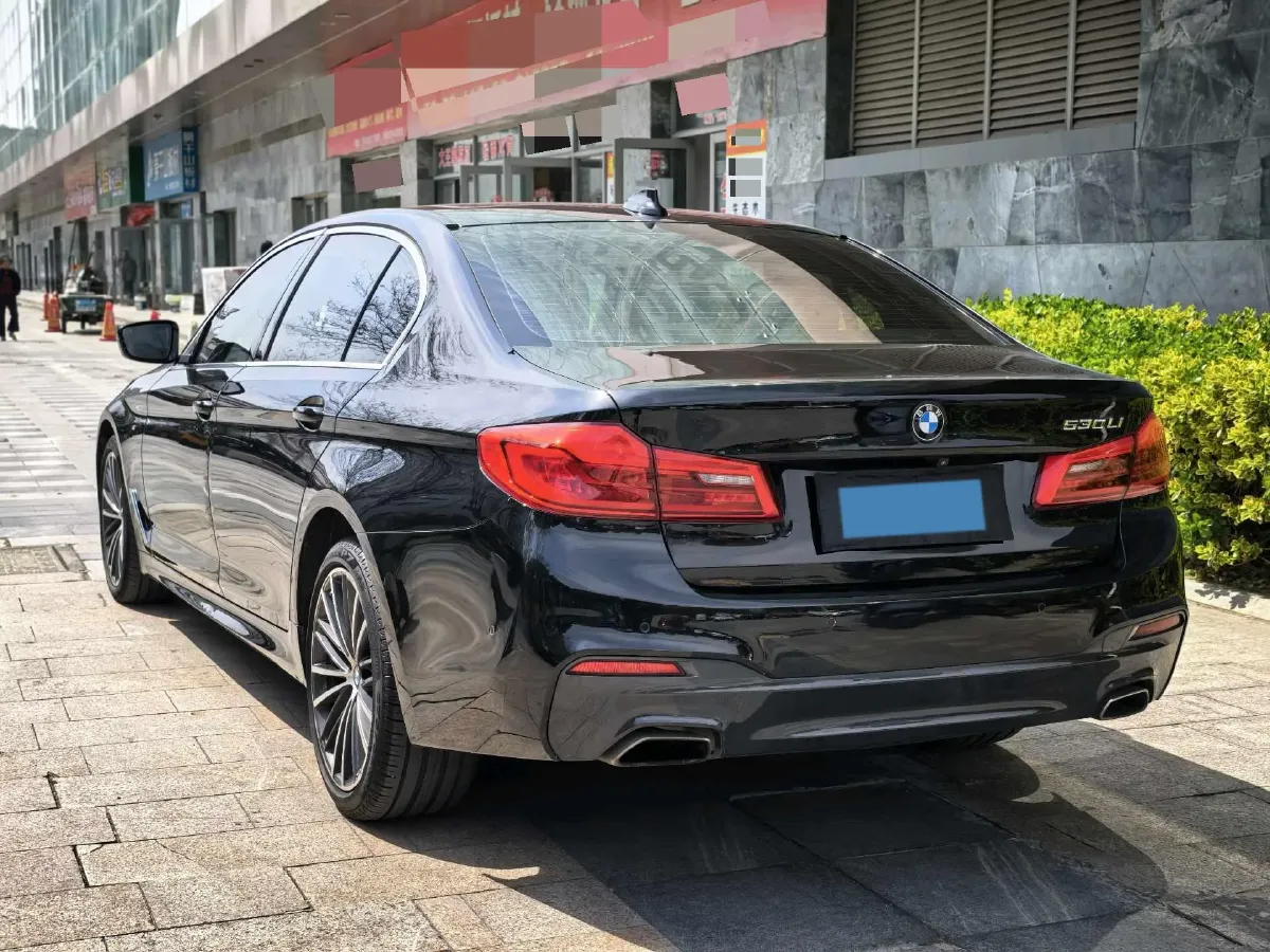 2020 BMW 5 Series 2.0T 252HP L4 8AT,autocango,china used car exporter,china ev exporter,chinese used car exporter,chinese used ev exporter