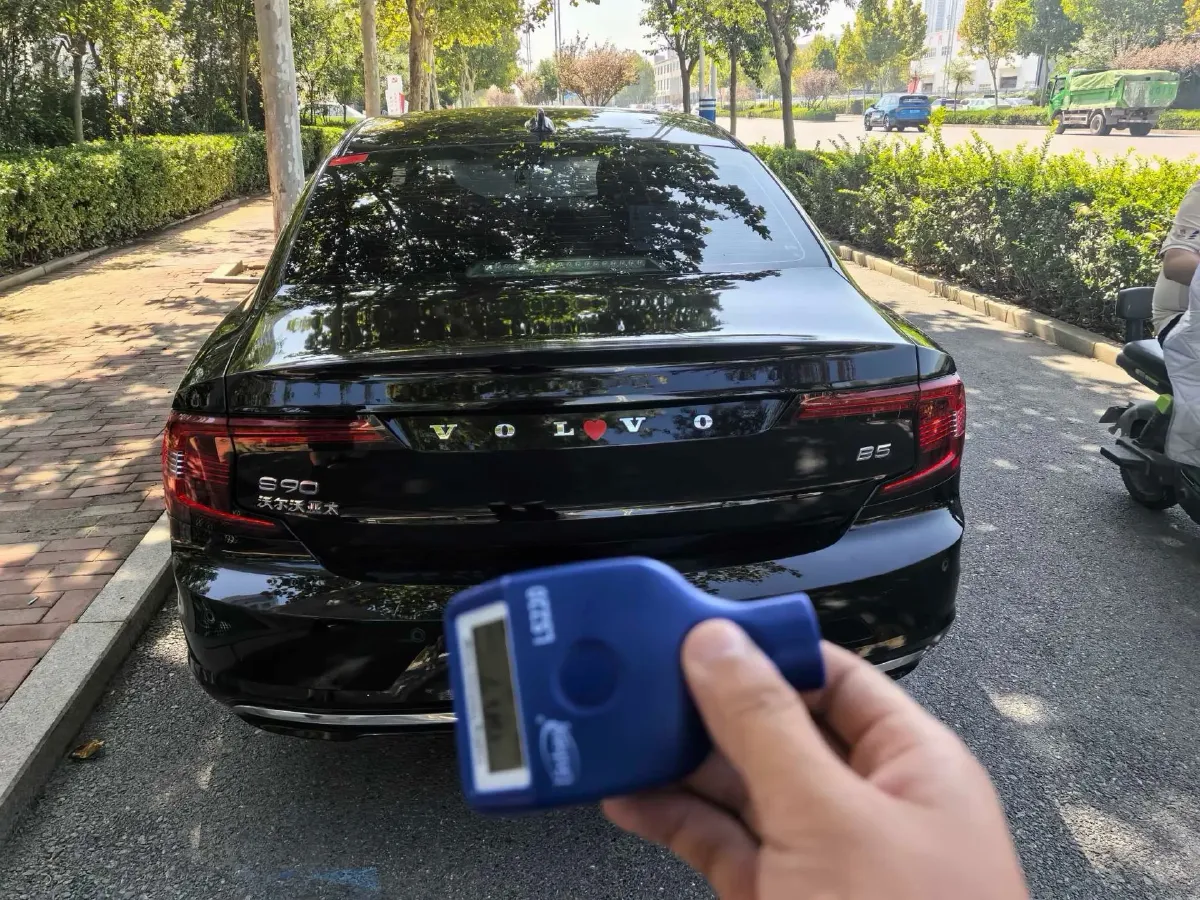 2022 Volvo S60 2.0T 197HP L4 8AT,autocango,china used car exporter,china ev exporter,chinese used car exporter,chinese used ev exporter