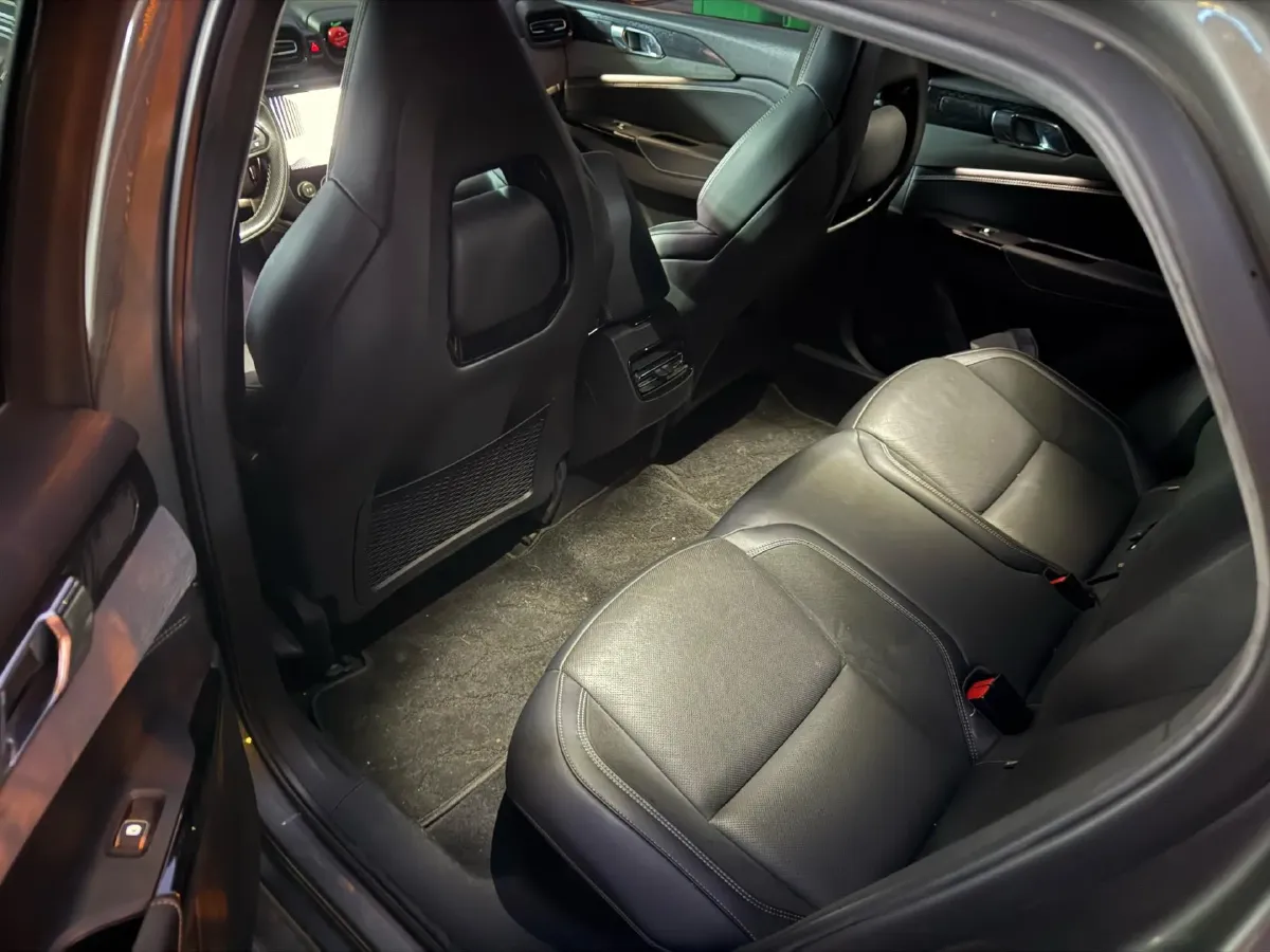 2021 LYNK&CO 03 2.0T 190HP L4 6AT,autocango,china used car exporter,china ev exporter,chinese used car exporter,chinese used ev exporter