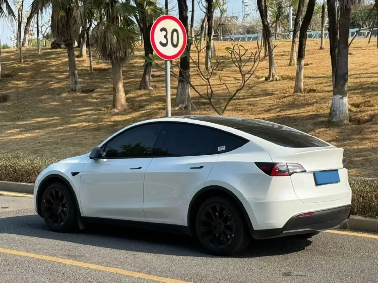 2024 Iveco OuSheng BEV 77.28KWH,autocango,china used car exporter,china ev exporter,chinese used car exporter,chinese used ev exporter