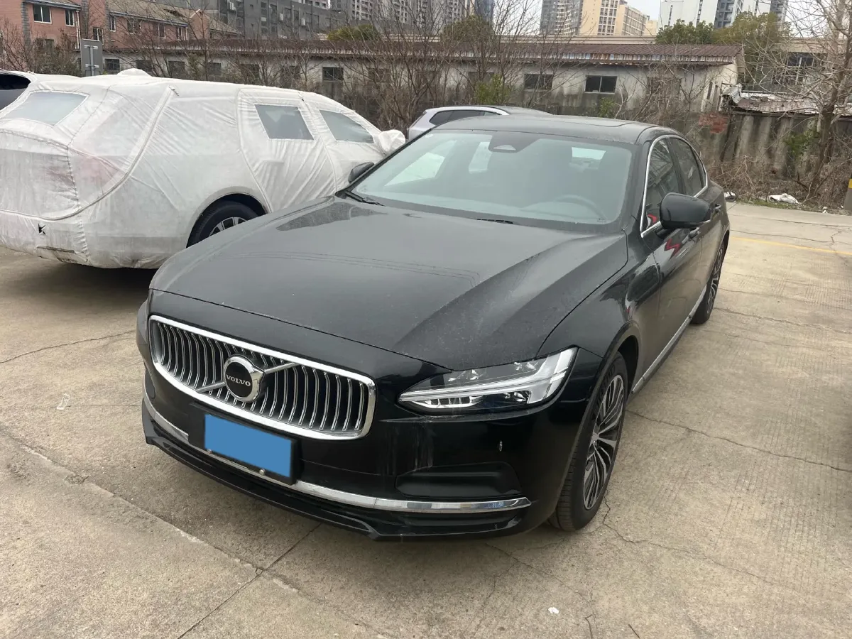 2025 Volvo S90 2.0T 250HP L4 8AT,autocango,china used car exporter,china ev exporter,chinese used car exporter,chinese used ev exporter
