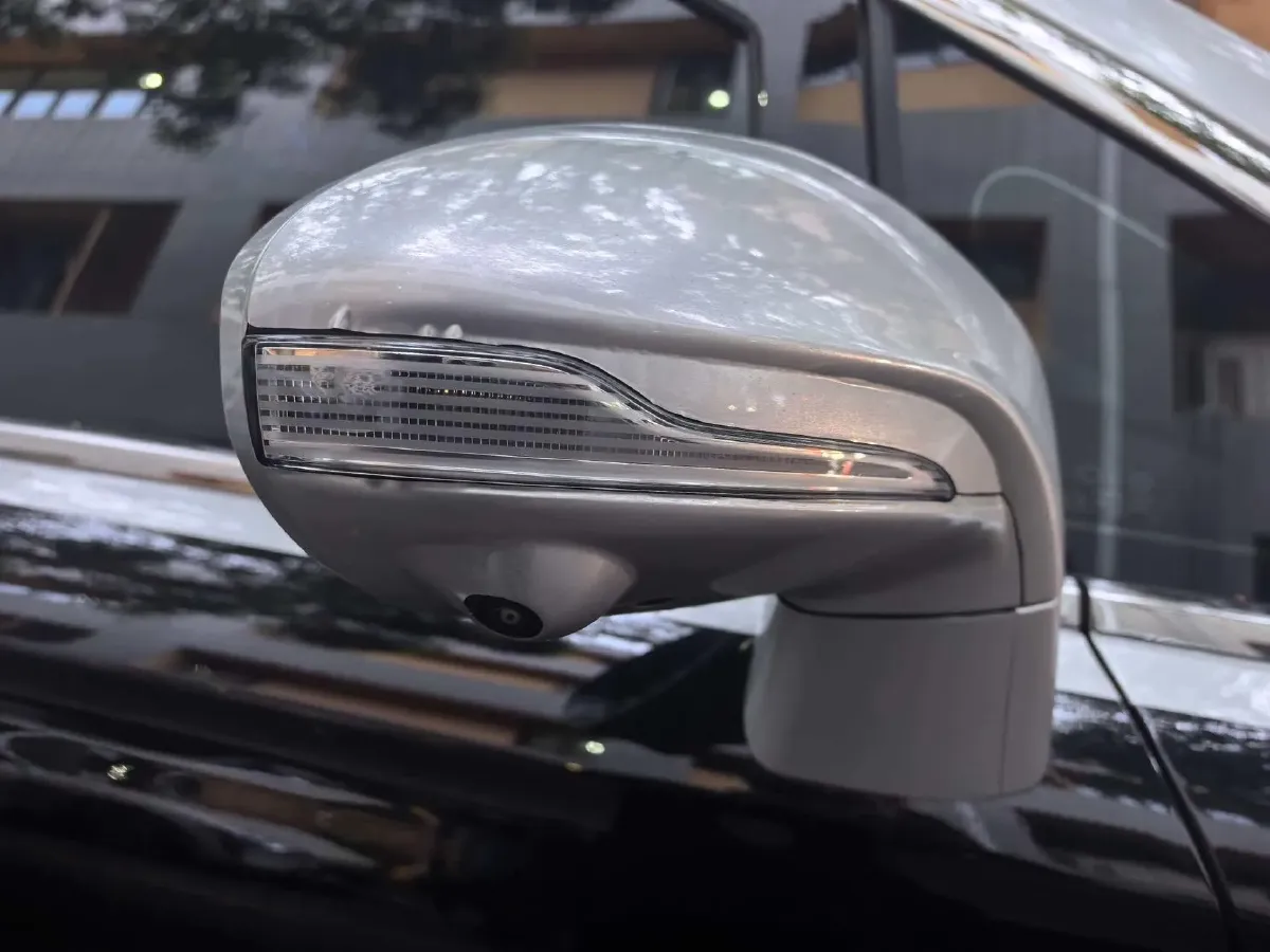 2025 Voyah Dream BEV 108.7KWH,autocango,china used car exporter,china ev exporter,chinese used car exporter,chinese used ev exporter