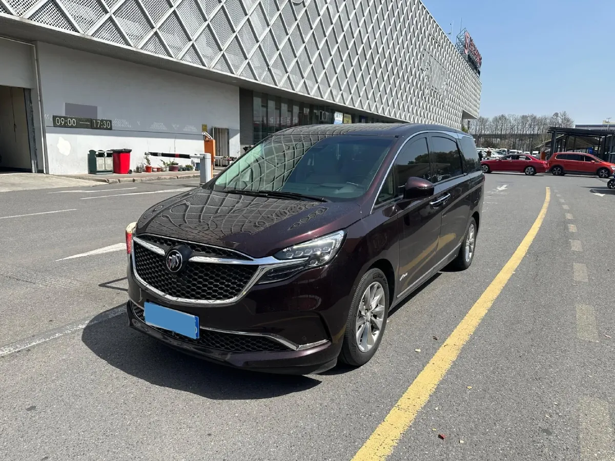 2022 Buick GL8 2.0T 237HP L4 9AT,autocango,china used car exporter,china ev exporter,chinese used car exporter,chinese used ev exporter