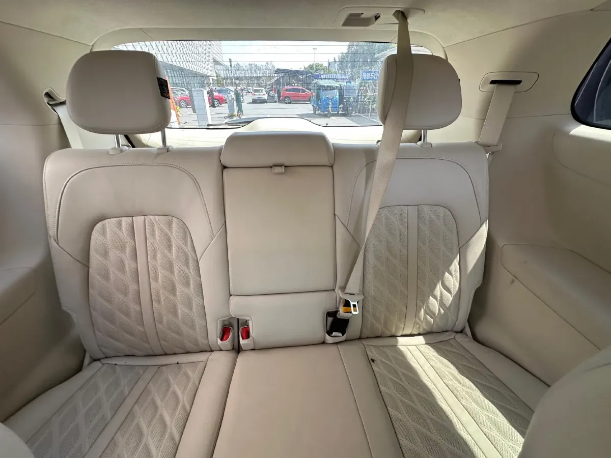 2022 Buick GL8 2.0T 237HP L4 9AT,autocango,china used car exporter,china ev exporter,chinese used car exporter,chinese used ev exporter