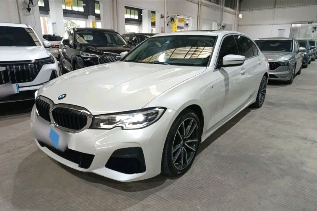 2021 BMW 3 Series 2.0T 156HP L4 8AT,autocango,china used car exporter,china ev exporter,chinese used car exporter,chinese used ev exporter