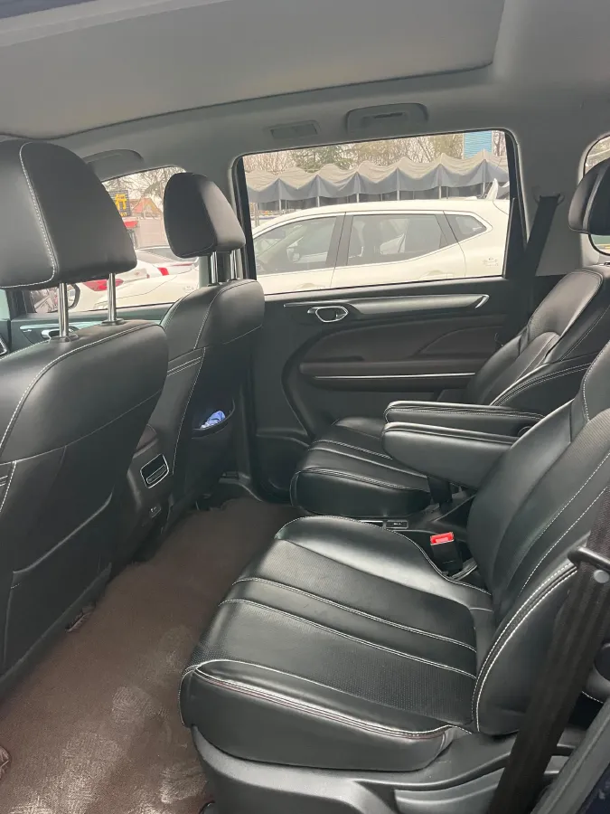 2023 GAC Trumpchi M6 1.5T 177HP L4 7DCT,autocango,china used car exporter,china ev exporter,chinese used car exporter,chinese used ev exporter