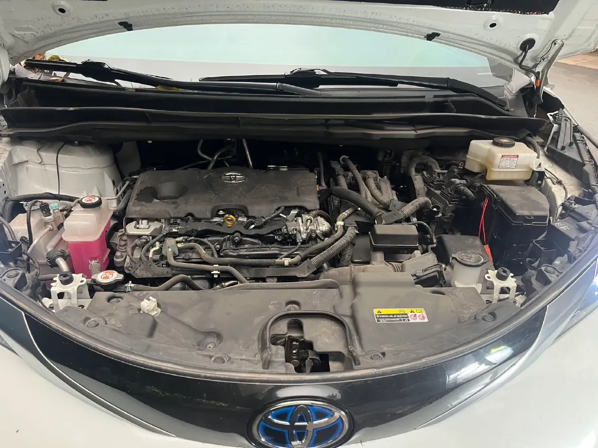 2023 Toyota Granvia 2.5L 189HP L4 E-CVT Hybrid,autocango,china used car exporter,china ev exporter,chinese used car exporter,chinese used ev exporter