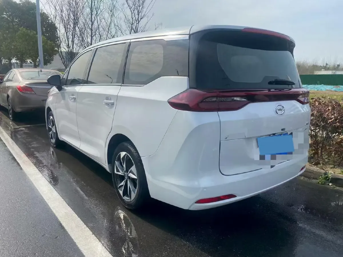 2021 GAC Trumpchi M6 1.5T 169HP L4 7DCT,autocango,china used car exporter,china ev exporter,chinese used car exporter,chinese used ev exporter