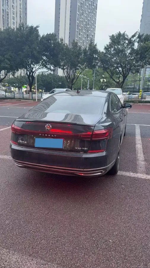 2024 Volkswagen Passat 2.0T 186HP L4 7DCT,autocango,china used car exporter,china ev exporter,chinese used car exporter,chinese used ev exporter
