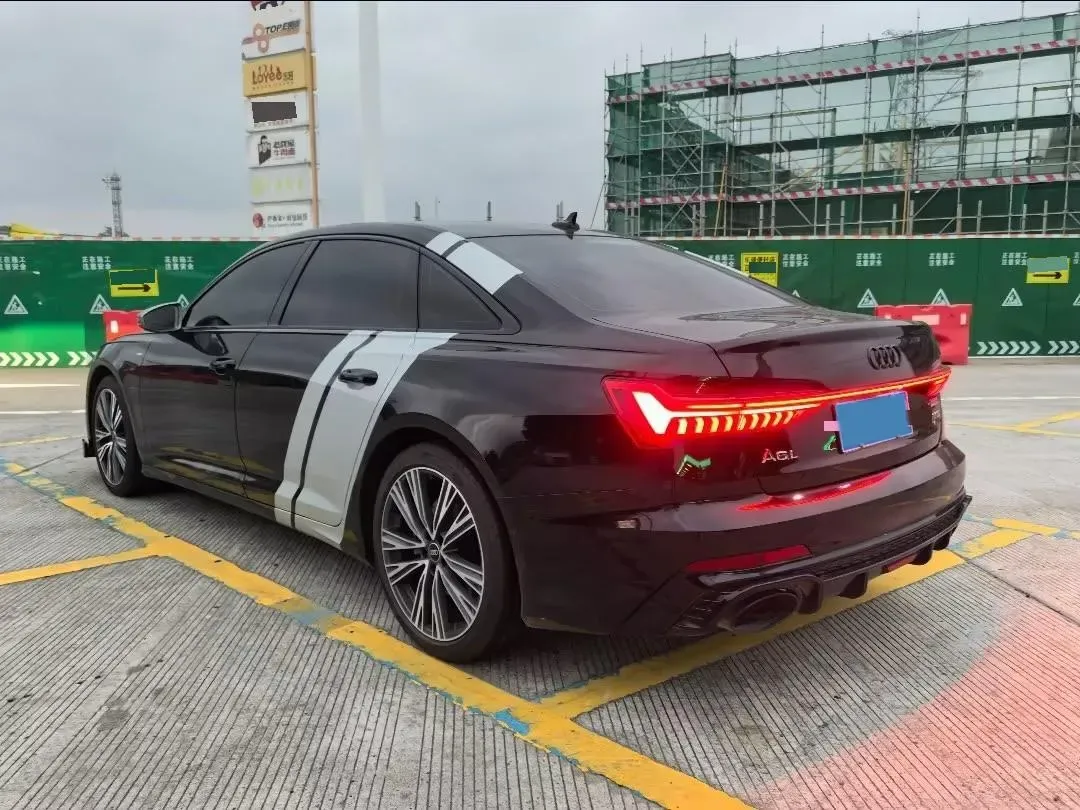 2024 Audi A6L 2.0T 245HP L4 7DCT,autocango,china used car exporter,china ev exporter,chinese used car exporter,chinese used ev exporter