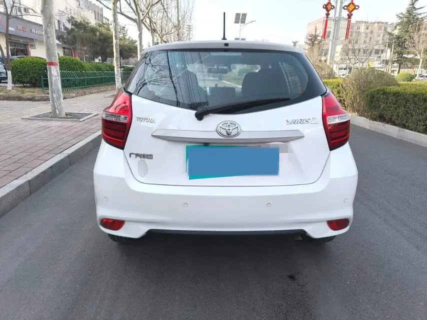 2017 Toyota Yaris L 1.5L 107HP L4 CVT,autocango,china used car exporter,china ev exporter,chinese used car exporter,chinese used ev exporter
