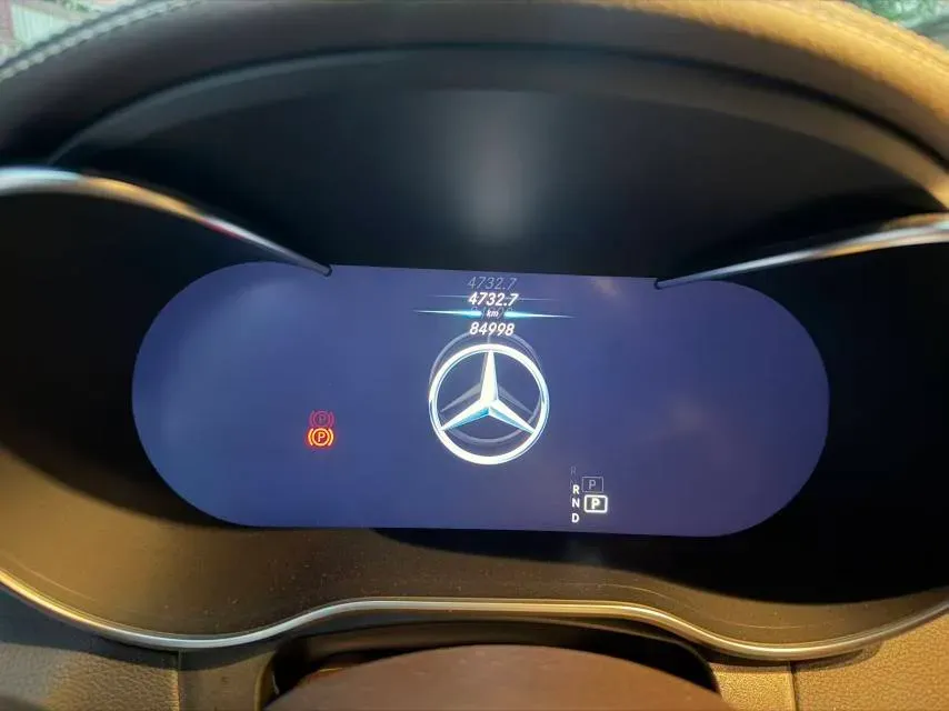 2021 Mercedes-Benz GLC Class 2.0T 258HP L4 9AT,autocango,china used car exporter,china ev exporter,chinese used car exporter,chinese used ev exporter