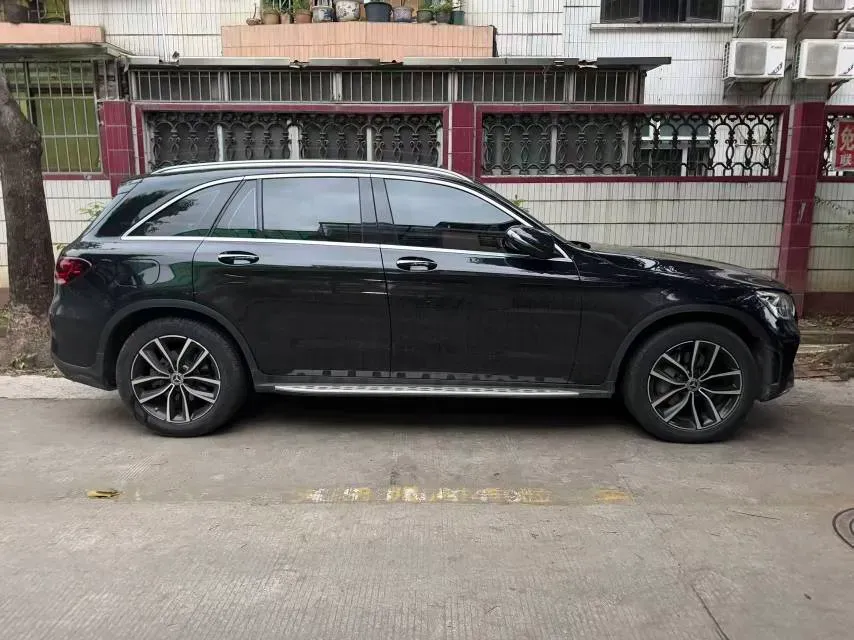 2021 Mercedes-Benz GLC Class 2.0T 258HP L4 9AT,autocango,china used car exporter,china ev exporter,chinese used car exporter,chinese used ev exporter