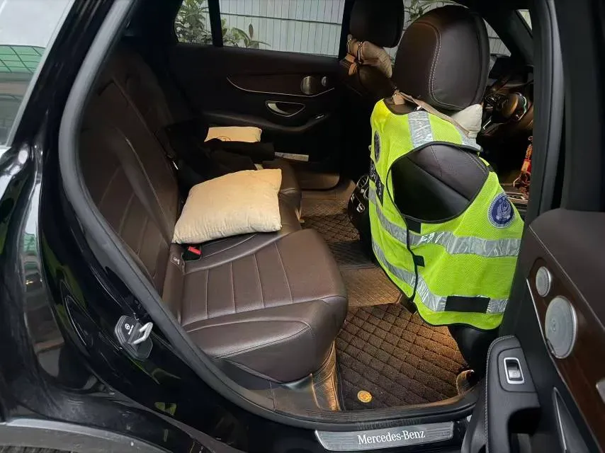 2021 Mercedes-Benz GLC Class 2.0T 258HP L4 9AT,autocango,china used car exporter,china ev exporter,chinese used car exporter,chinese used ev exporter