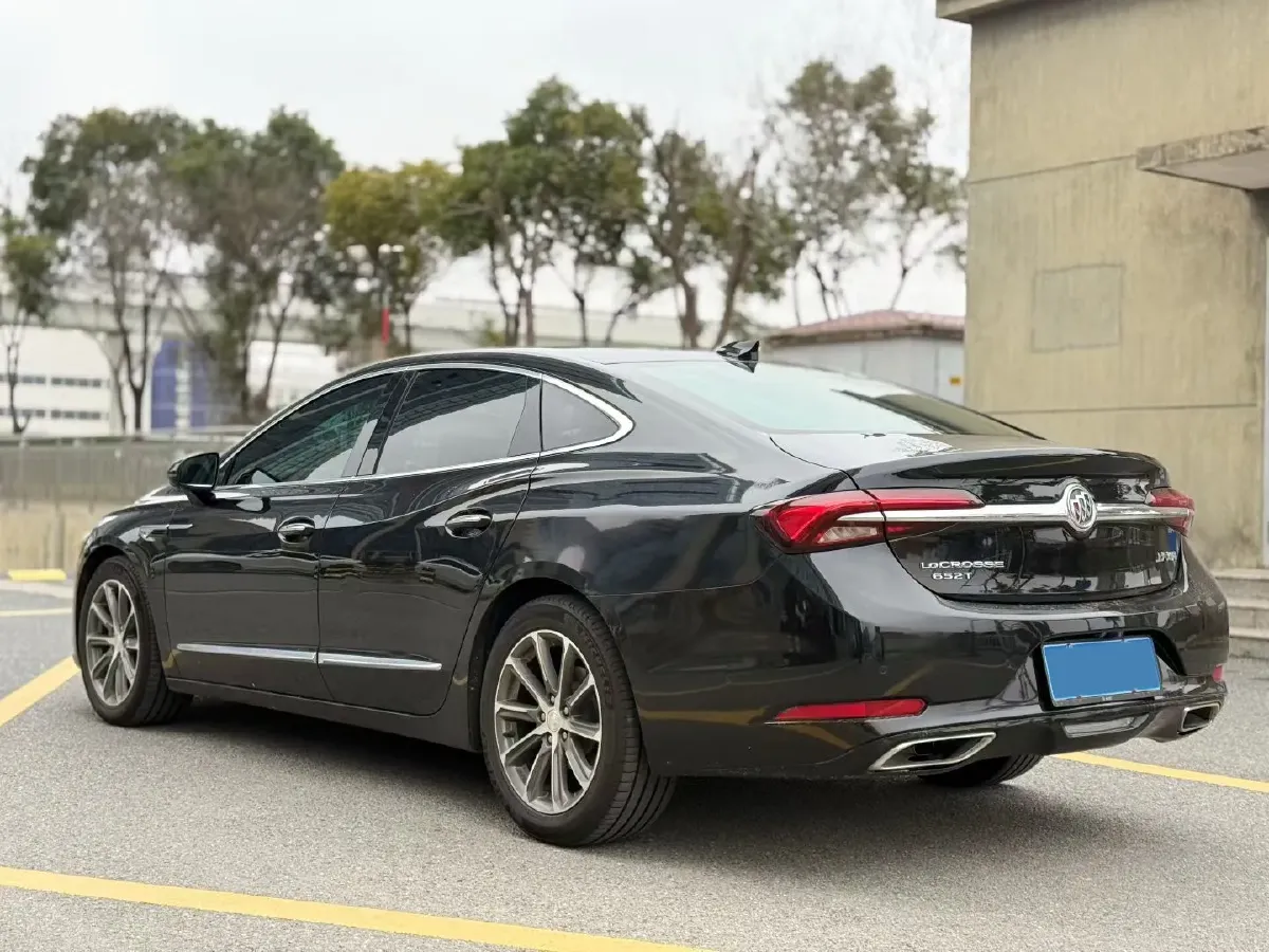 2021 Buick Larcosse 2.0T 237HP L4 9AT,autocango,china used car exporter,china ev exporter,chinese used car exporter,chinese used ev exporter