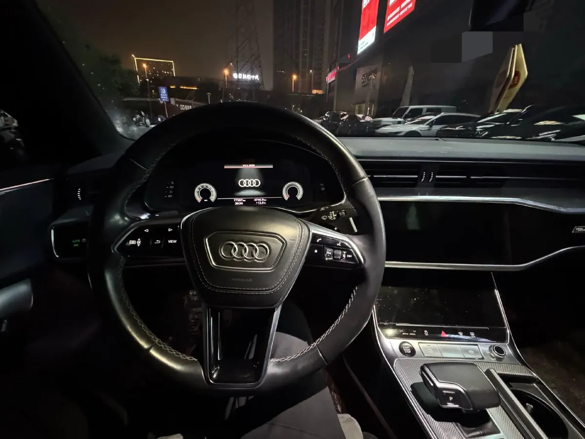 2023 Audi A6L 2.0T 190HP L4 7DCT,autocango,china used car exporter,china ev exporter,chinese used car exporter,chinese used ev exporter