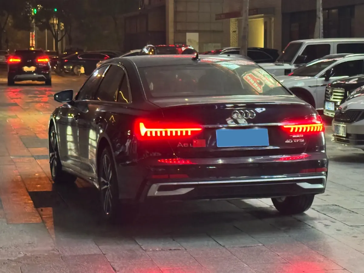 2023 Audi A6L 2.0T 190HP L4 7DCT,autocango,china used car exporter,china ev exporter,chinese used car exporter,chinese used ev exporter