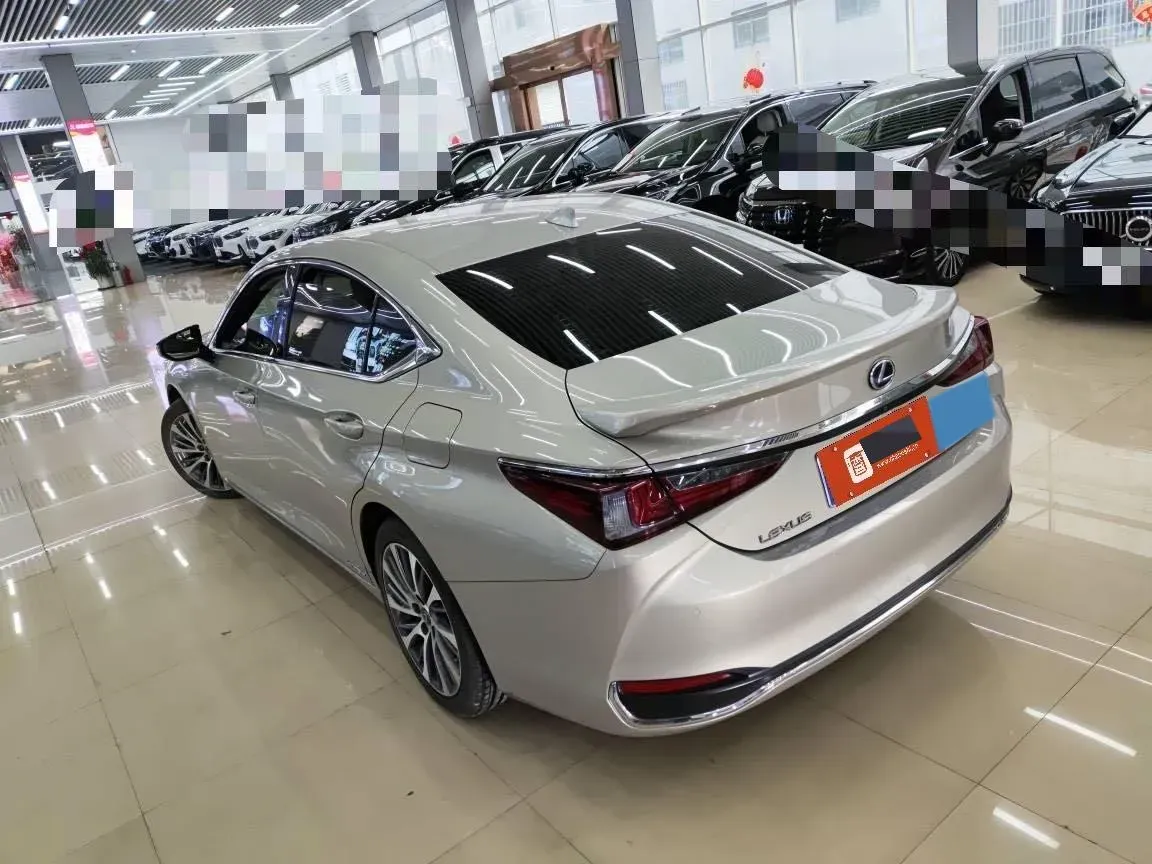 2018 Lexus ES 2.5L 178HP L4 E-CVT Hybrid,autocango,china used car exporter,china ev exporter,chinese used car exporter,chinese used ev exporter