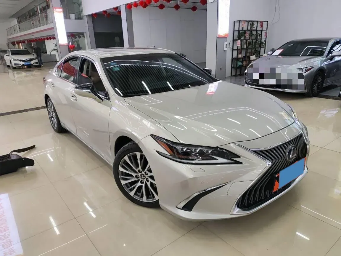 2018 Lexus ES 2.5L 178HP L4 E-CVT Hybrid,autocango,china used car exporter,china ev exporter,chinese used car exporter,chinese used ev exporter