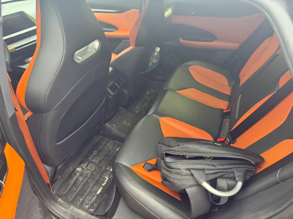 2023 ChangAn UNI-V 1.5T 188HP L4 7DCT,autocango,china used car exporter,china ev exporter,chinese used car exporter,chinese used ev exporter