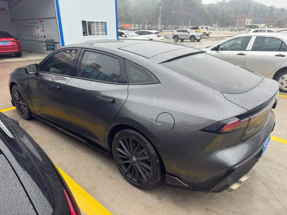 2023 ChangAn UNI-V 1.5T 188HP L4 7DCT,autocango,china used car exporter,china ev exporter,chinese used car exporter,chinese used ev exporter