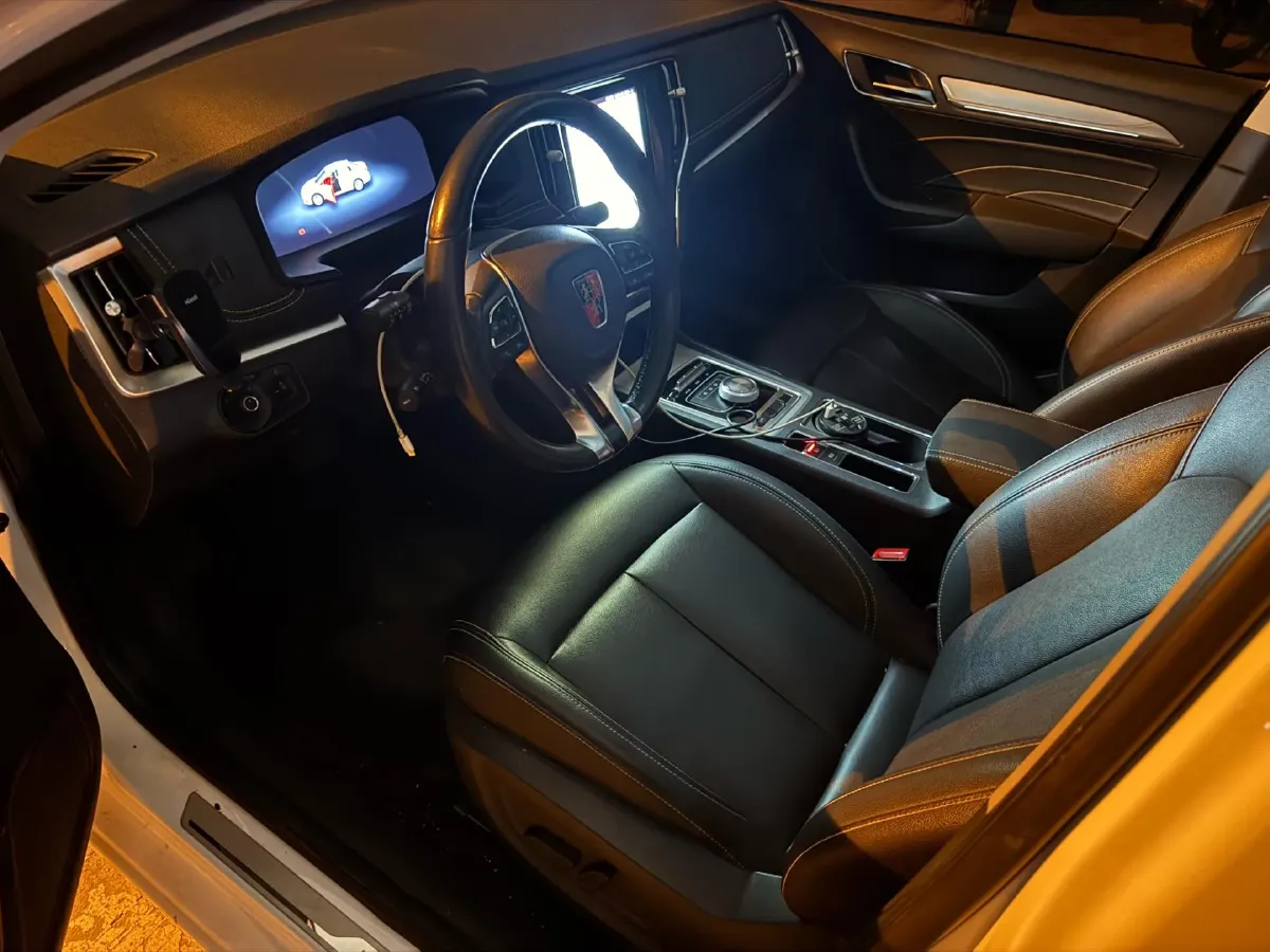 2019 Roewe i6 1.5T 169HP L4 AMT PHEV 9.1KWH,autocango,china used car exporter,china ev exporter,chinese used car exporter,chinese used ev exporter