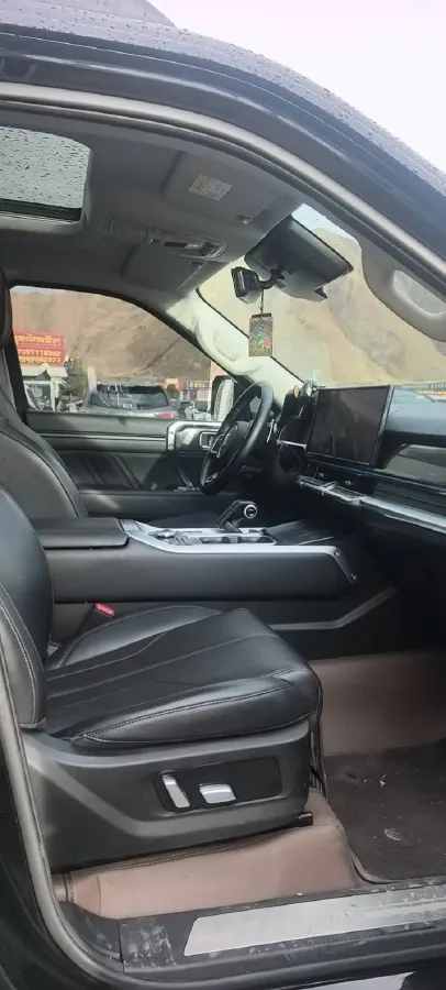 2024 Tank 400 2.0T 252HP L4 9AT PHEV 36.7/37.1KWH,autocango,china used car exporter,china ev exporter,chinese used car exporter,chinese used ev exporter