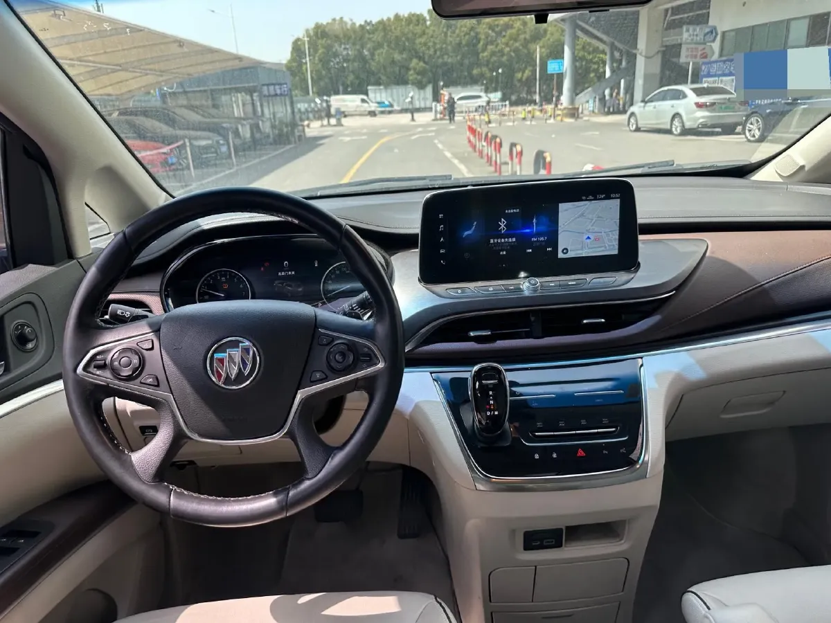 2021 Buick GL8 2.0T 237HP L4 9AT,autocango,china used car exporter,china ev exporter,chinese used car exporter,chinese used ev exporter
