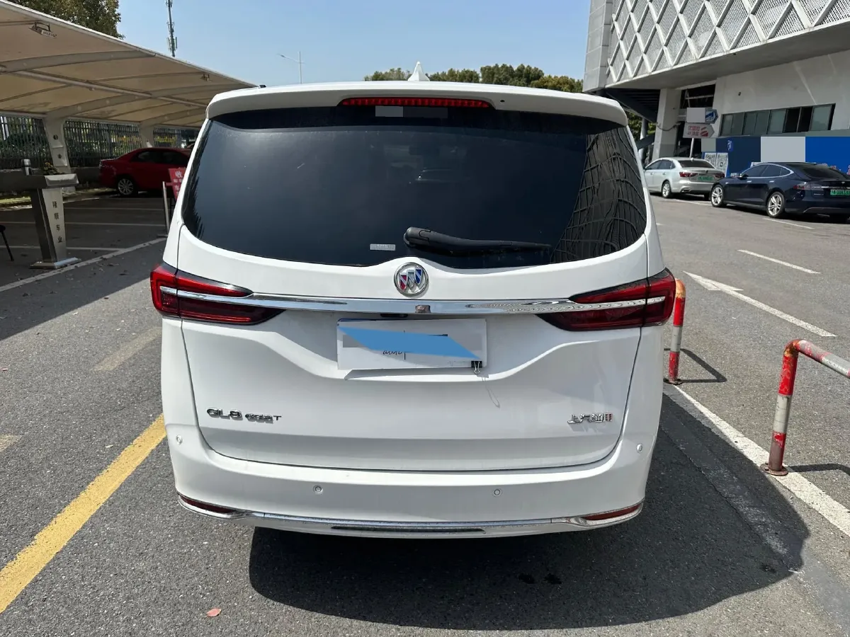 2021 Buick GL8 2.0T 237HP L4 9AT,autocango,china used car exporter,china ev exporter,chinese used car exporter,chinese used ev exporter