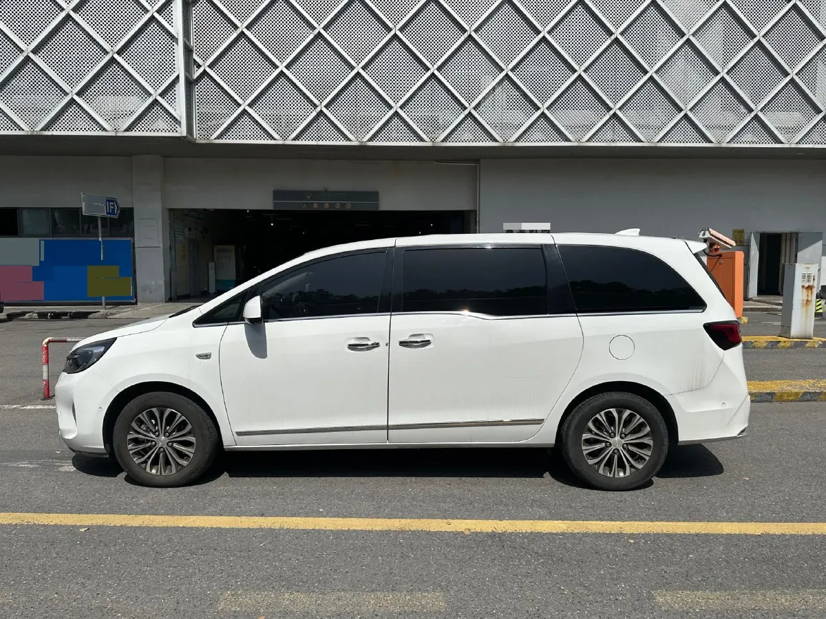 2021 Buick GL8 2.0T 237HP L4 9AT,autocango,china used car exporter,china ev exporter,chinese used car exporter,chinese used ev exporter