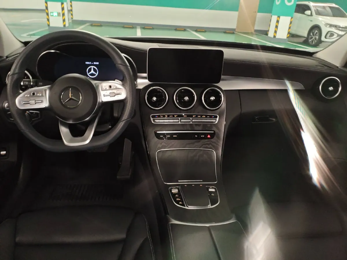 2020 Mercedes-Benz C Class 1.5T 184HP L4 9AT,autocango,china used car exporter,china ev exporter,chinese used car exporter,chinese used ev exporter