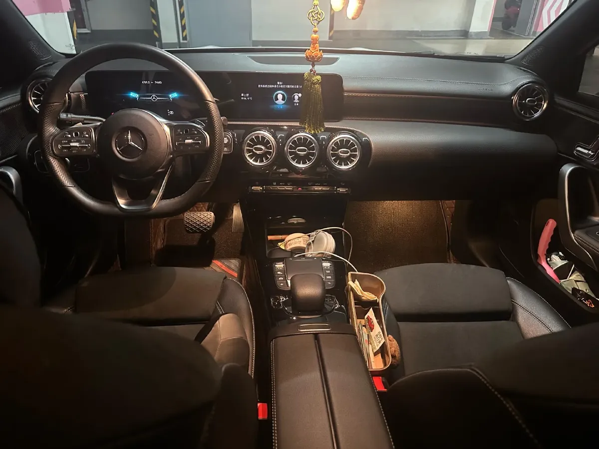 2021 Mercedes-Benz A Class 1.3T 163HP L4 7DCT,autocango,china used car exporter,china ev exporter,chinese used car exporter,chinese used ev exporter