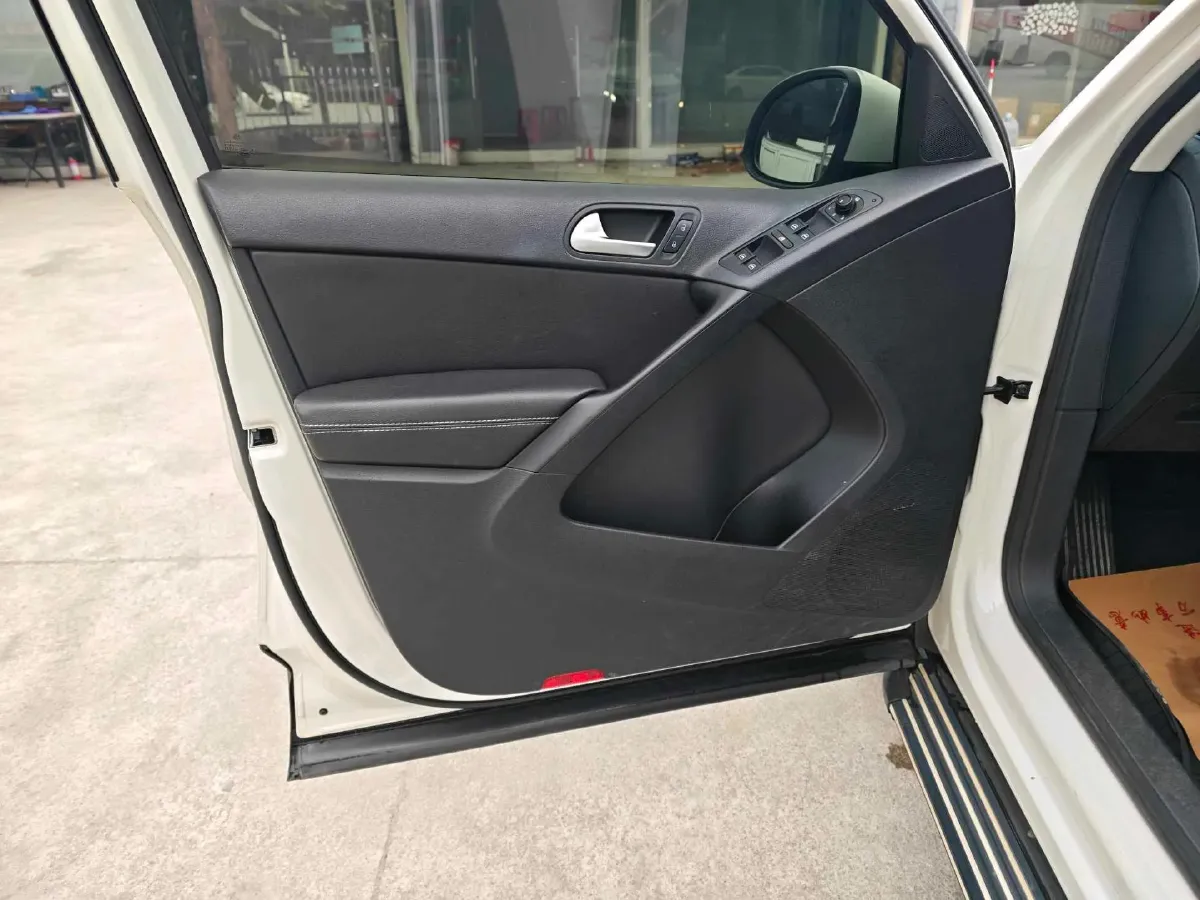 2016 Volkswagen Touran 1.4T 150HP L4 7DCT,autocango,china used car exporter,china ev exporter,chinese used car exporter,chinese used ev exporter