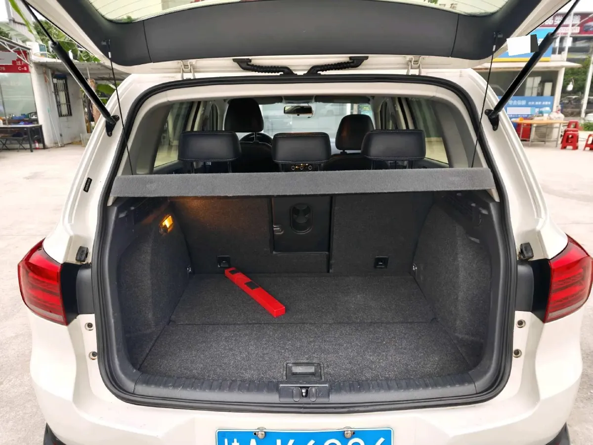 2016 Volkswagen Touran 1.4T 150HP L4 7DCT,autocango,china used car exporter,china ev exporter,chinese used car exporter,chinese used ev exporter