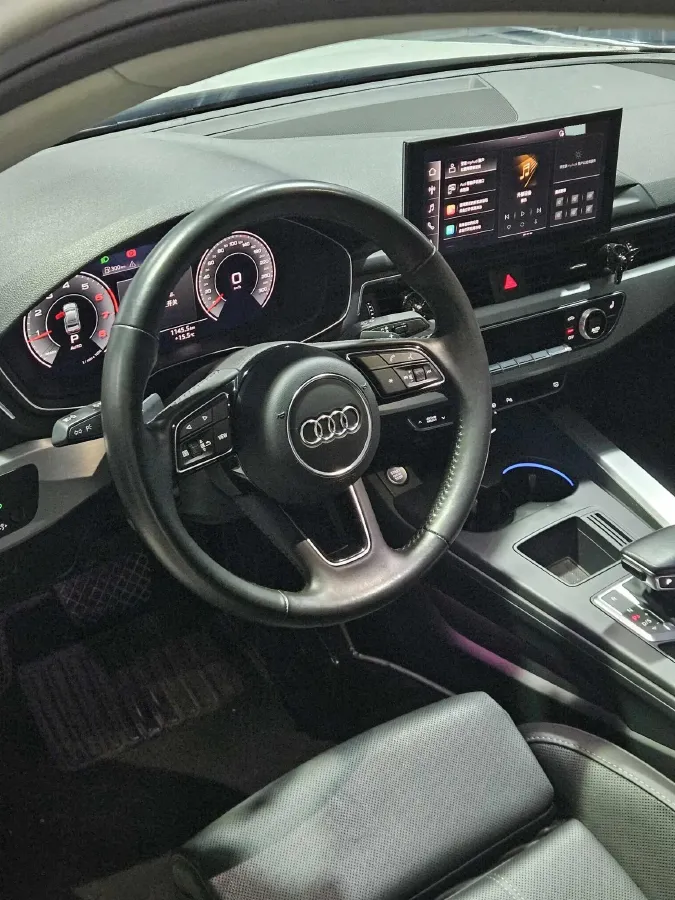 2020 Audi A4L 2.0T 190HP L4 7DCT,autocango,china used car exporter,china ev exporter,chinese used car exporter,chinese used ev exporter