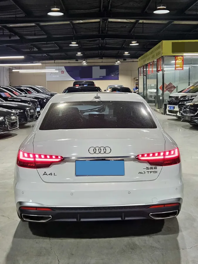 2020 Audi A4L 2.0T 190HP L4 7DCT,autocango,china used car exporter,china ev exporter,chinese used car exporter,chinese used ev exporter
