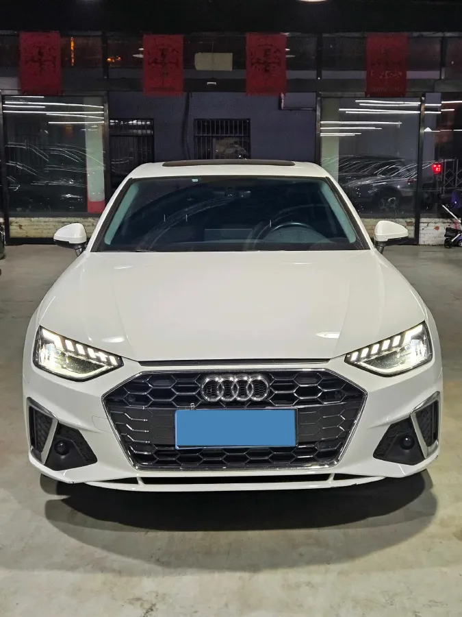 2020 Audi A4L 2.0T 190HP L4 7DCT,autocango,china used car exporter,china ev exporter,chinese used car exporter,chinese used ev exporter