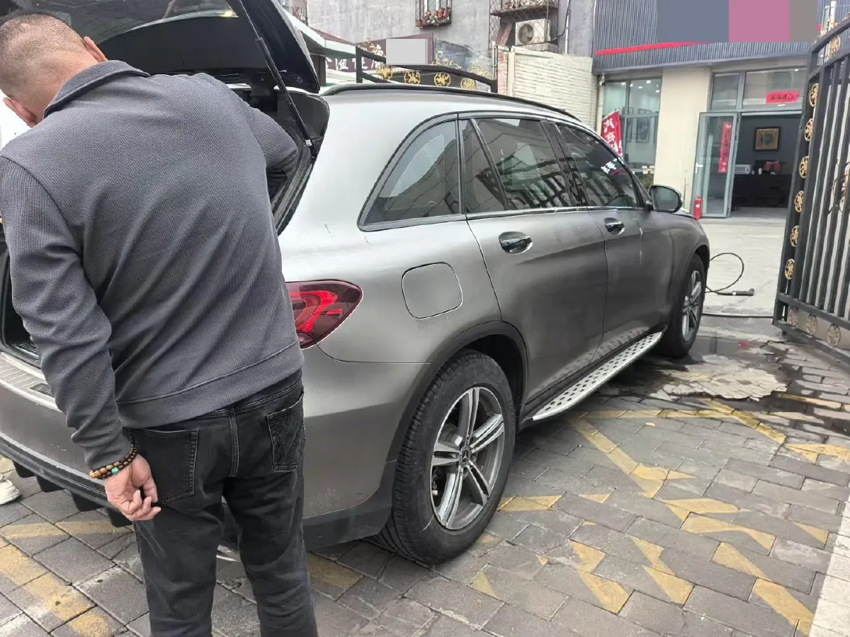 2020 Mercedes-Benz GLC Class 2.0T 197HP L4 9AT,autocango,china used car exporter,china ev exporter,chinese used car exporter,chinese used ev exporter