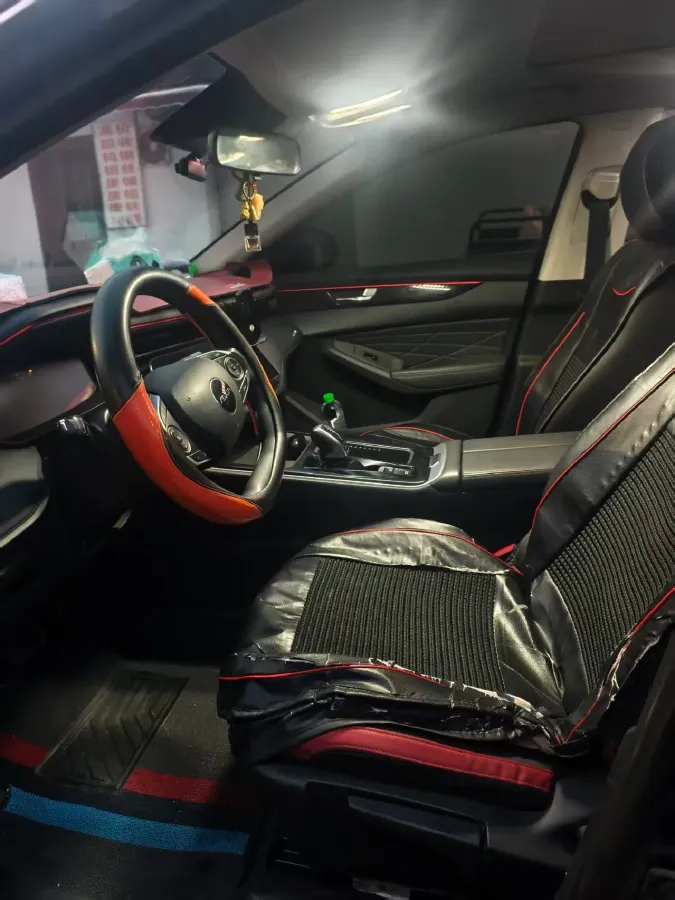 2023 DongFeng Aeolus YiXuan MAX 1.5T 190HP L4 7DCT,autocango,china used car exporter,china ev exporter,chinese used car exporter,chinese used ev exporter